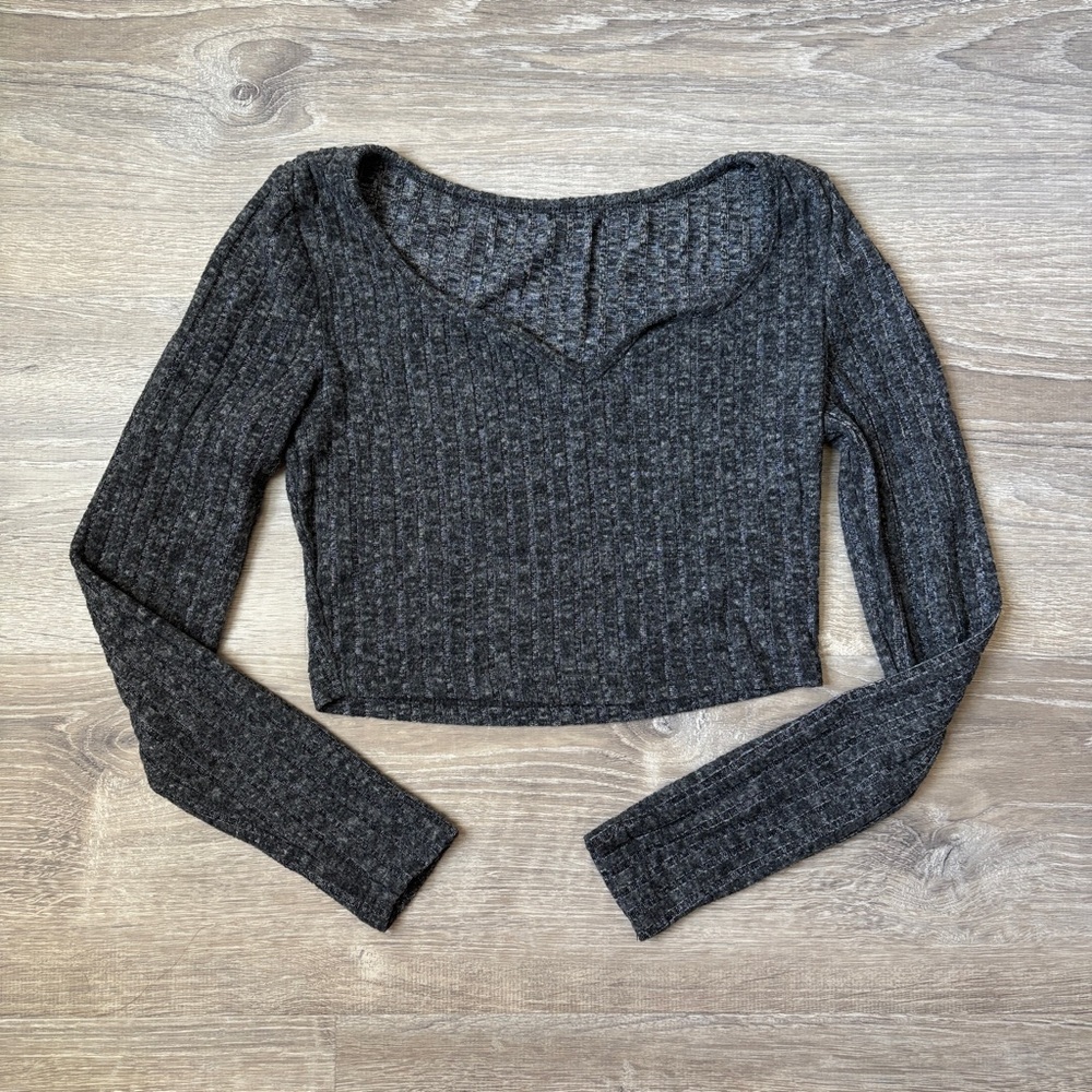 SHEIN Ribbed Long Sleeve Scoop Neck Crop Top